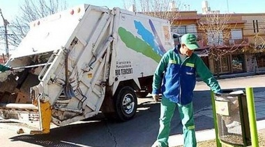 Trabajadores de Ashira podrían dejar sin recolección de residuos a Junín si no cobran sus salarios