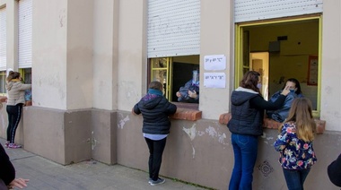 Nueva entrega de alimentos en 92 escuelas de la ciudad de Junín