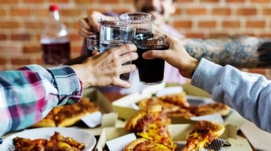 Casares comienza con un día de apertura para bares y reuniones familiares