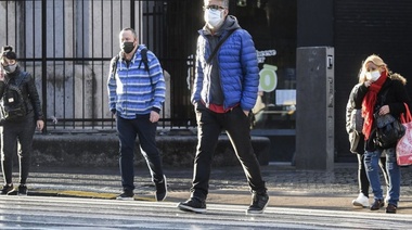 Con un ojo en la cuarta, Kicillof se reúne con intendentes del interior