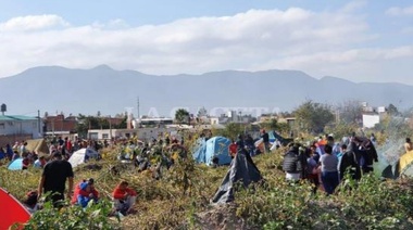 Desde el Gobierno proponen sacarle el IFE y la AUH a quienes usurpen tierras