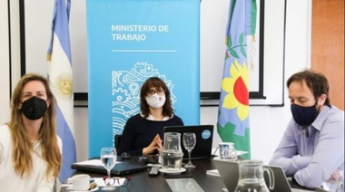 Provincia mejoró la oferta salarial y quedó cerca de acordar con los docentes