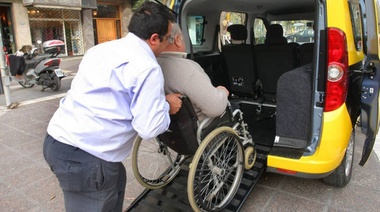 El Concejo analizará un proyecto para habilitar taxis y remises para pasajeros en silla de ruedas