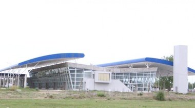 El FdT quiere que la nueva terminal lleve el nombre "Néstor Carlos Kirchner"