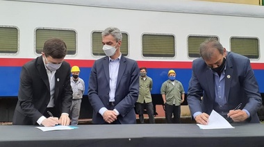 Meoni firmó en Junín convenios con la Cooperativa Ferroviaria y anunció obras