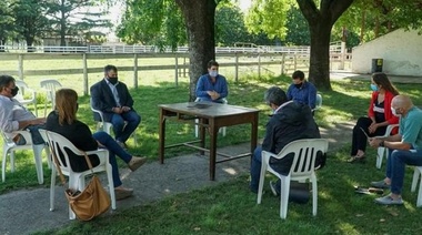 El FdT presentó el proyecto del Consejo Económico y Social a la Sociedad Rural