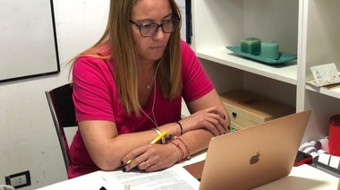 Arata pidió a la oposición "dejar las especulaciones" y "acompañar el presupuesto"