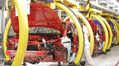 Afirman que la producción de vehículos creció 20,2 por ciento en noviembre