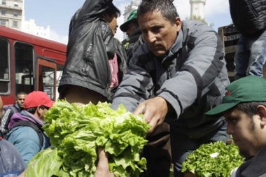 Harán un "verdurazo" en Plaza de Mayo contra el paro de la Mesa de Enlace