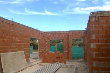 A partir de este miércoles quedan habilitadas las obras privadas y oficios relacionados