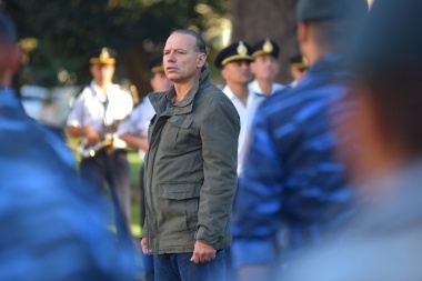Sergio Berni vuelve a pisar la cuarta en una recorrida que incluye desde Villegas a Chacabuco