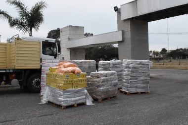 Trenque Lauquen recibió 6000 kilos de mercaderia desde desarrollo social de provincia