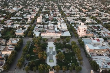 Tres municipios de la cuarta beneficiados con el "Programa Federal Municipios de Pie"