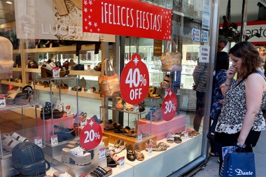 "Ganale a Papá Noel", la campaña que lanzaron comerciantes de Junín para anticipar ventas