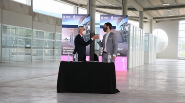 Petrecca y Meoni firmaron convenio para la obra de la terminal de ómnibus