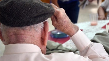 Tras la aprobación de la Sputnik V para mayores de 60 años recorren residencias geriátricas