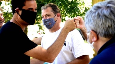 Abad sigue de recorrida y se mostró con intendentes de la quinta sección