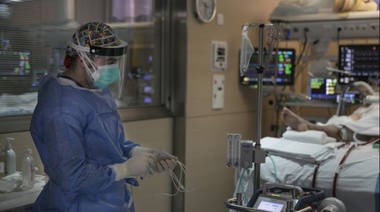 Gollán alertó sobre posible “segundas olas de covid” en países vecinos