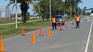 Receta repetida: Ameghino vuelve a los controles de ingreso y egreso al distrito