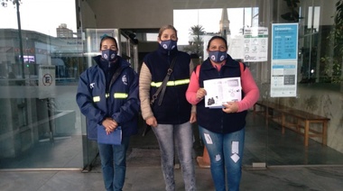 Promotoras Ambientales capacitaron sobre reciclado a trabajadores de Tribunales