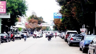 Hubo manifestación de comerciantes de Bragado en contra de las restricciones