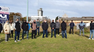 Comerciantes de Avenida Rivadavia insisten en ser escuchados por la obra del Paso Bajo a Nivel