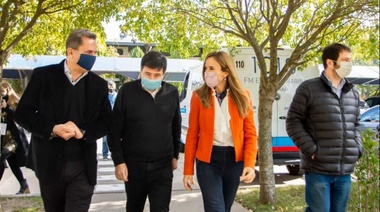 Tolosa Paz, Arroyo y Katopodis pisan Junín en el comienzo de la recorrida por el interior