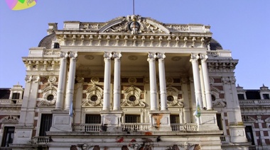 Enfocados en pedir una suba del 50%, estatales se reúnen con Provincia