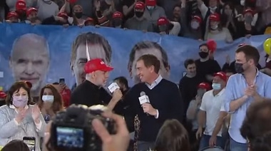 Santilli cerró su campaña en La Plata con Larreta y sin Macri