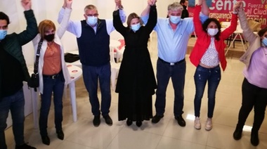 "Nuestro rival será el kirchnerismo", dijo Camus tras vencer en la primaria de Juntos