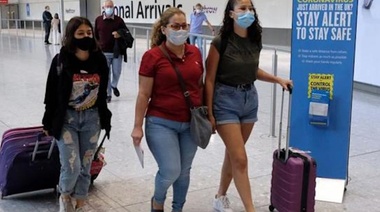 Los argentinos que vengan desde el exterior ya no deberán aislarse