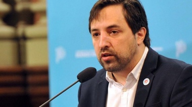 Kreplak pide que se vote la ley de etiquetado frontal en los alimentos