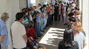 Homenajearon a los trabajadores hospitalarios fallecidos durante la pandemia