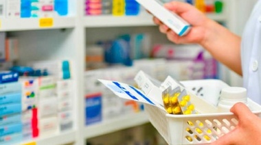 El Gobierno planea incluir medicamentos en el congelamiento de precios