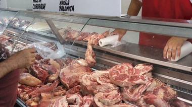 Estudian aplicar más retenciones a la carne para evitar los aumentos