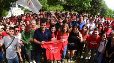 Fuerte presencia de la cuarta, con Manes, en el campamento de la JR