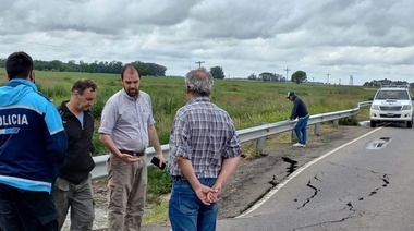 Cortan el tránsito sobre ruta 33 por la rotura del puente en Cuero de Zorro