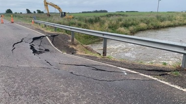 Comenzaron los trabajos para reestablecer el tránsito sobre la Ruta Nacional 33