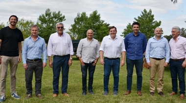 Intendentes de Juntos de la provincia se expresaron a favor de revisar la ley de las re-re