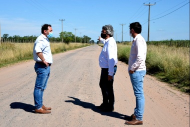 Ministro agrario bonaerense anunció obras sobre caminos rurales de Alem y Lincoln