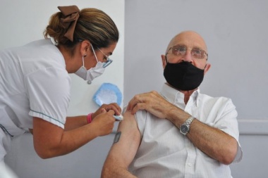 Provincia buscará aplicar 60 mil dosis diarias a partir de la semana que viene