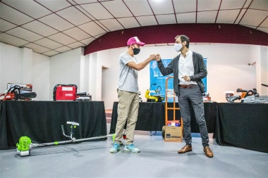 Entregaron herramientas a nuevos emprendedores de Junín: son 144 desde el inicio