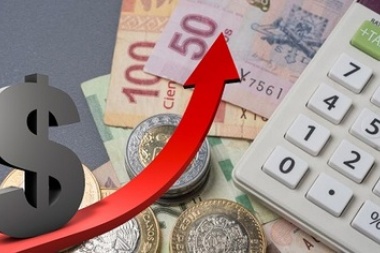 Acuerdan una suba del 35% del salario mínimo y se pagará en 7 cuotas