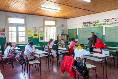 Petrecca reclamó a provincia la plena presencialidad escolar