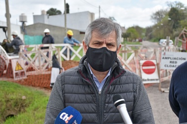 Britos presentó el inicio de la extensión de la red cloacal en el Barrio Procrear I en Chivilcoy