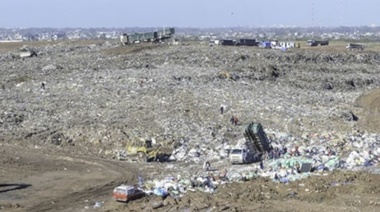Pergamino: un hombre murió atrapado en un camión recolector de basura