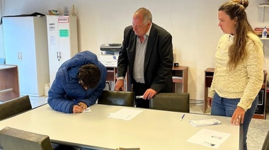 Entregaron 230 becas a estudiantes universitarios y terciarios de General Arenales