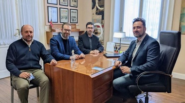 Aiola y funcionarios nacionales por la obra del Centro de Desarrollo Infantil