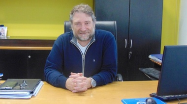 "Bullrich juega para la tribuna, ellos duplicaron los planes", respondió Azil