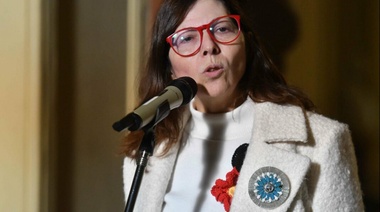 Batakis lanzó su programa económico: equilibrio fiscal y contención de precios